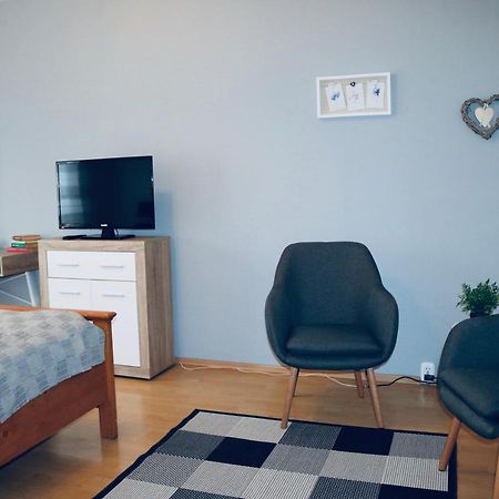 Szabadsag Apartman Pecs Exterior photo