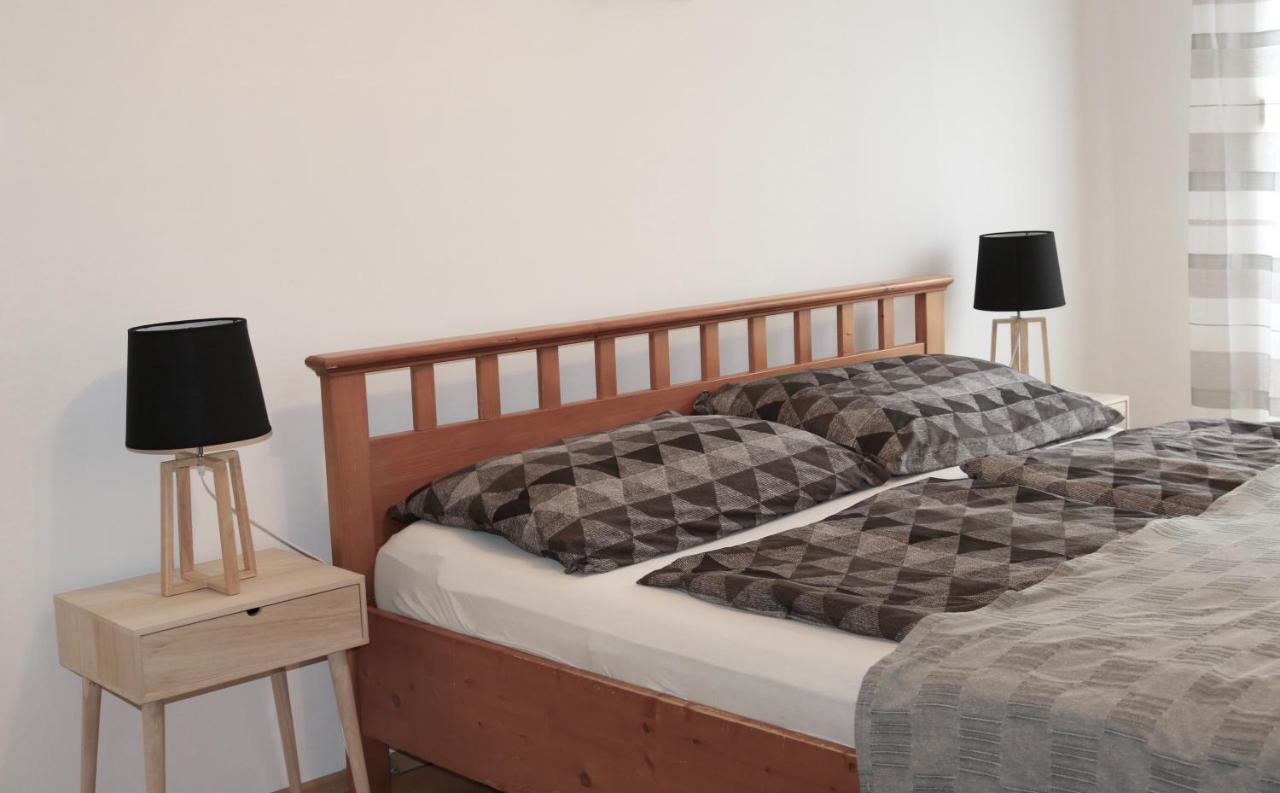Szabadsag Apartman Pecs Exterior photo